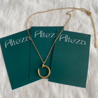 COLLAR CLAVO BRILLO