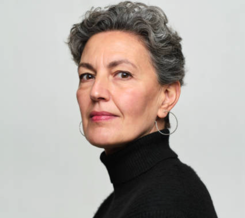 Claudia L